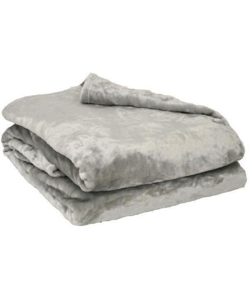 Microflannel blanket 180 x 220 cm pearl Microflannel blanket 180 x 220 cm pearl
