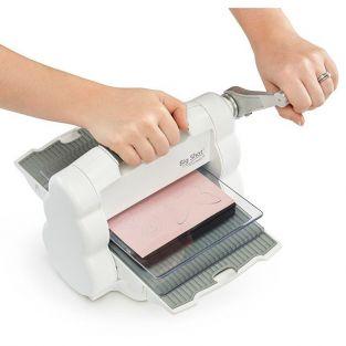 Folding Sizzix Big Shot Foldaway cutting machine