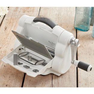 Folding Sizzix Big Shot Foldaway cutting machine
