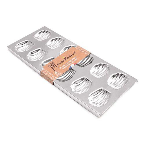 Moule à madeleines en fer blanc 12 empreintes Moule à madeleines en fer blanc 12 empreintes