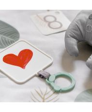 Sprout Spot evolving playmat, 12 evolving cards and 5 detachable toys