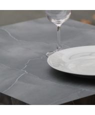Table 70 x 70 cm - Round model with white blue moon leg