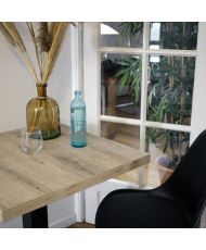 Table 70 x 70 cm - modèle Round bois tanin naturel