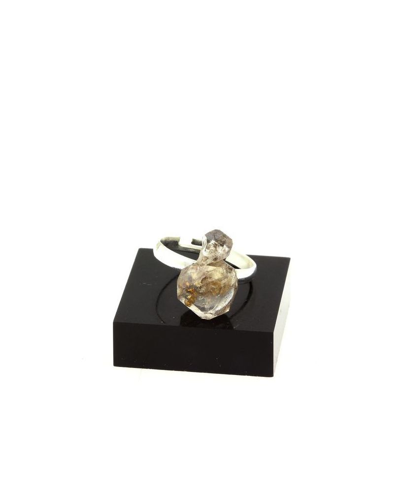 Anello al quarzo petrolifero grezzo placcato argento 13,30 carati Anello al quarzo petrolifero grezzo placcato argento 13,30 carati