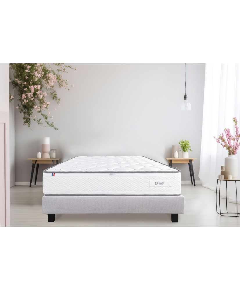 Iris-Matratze 140 x 200 x 20 cm, hochdichter Schaumstoff, Sommer-Winter-Seite Iris-Matratze 140 x 200 x 20 cm, hochdichter Schaumstoff, Sommer-Winter-Seite