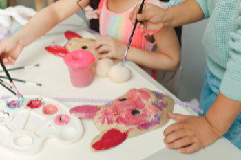 Oggetti da decorare per bambini